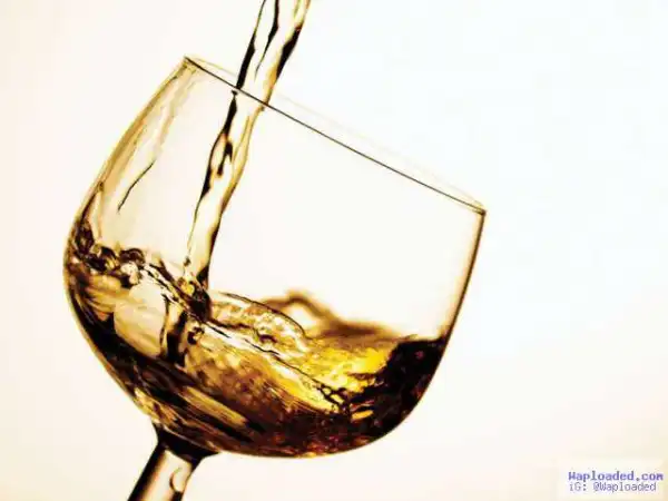 Female student dies after drinking mixed liquor